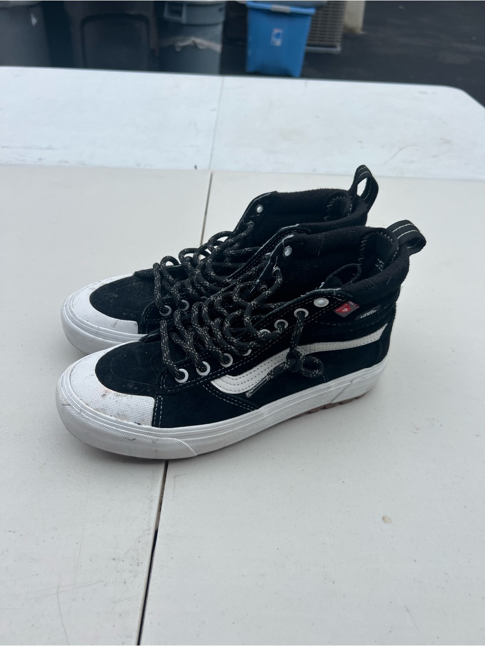 Vans SK8 Hi Sneakers Shoes Black White Men 7 Women 8.5 High Top Lace